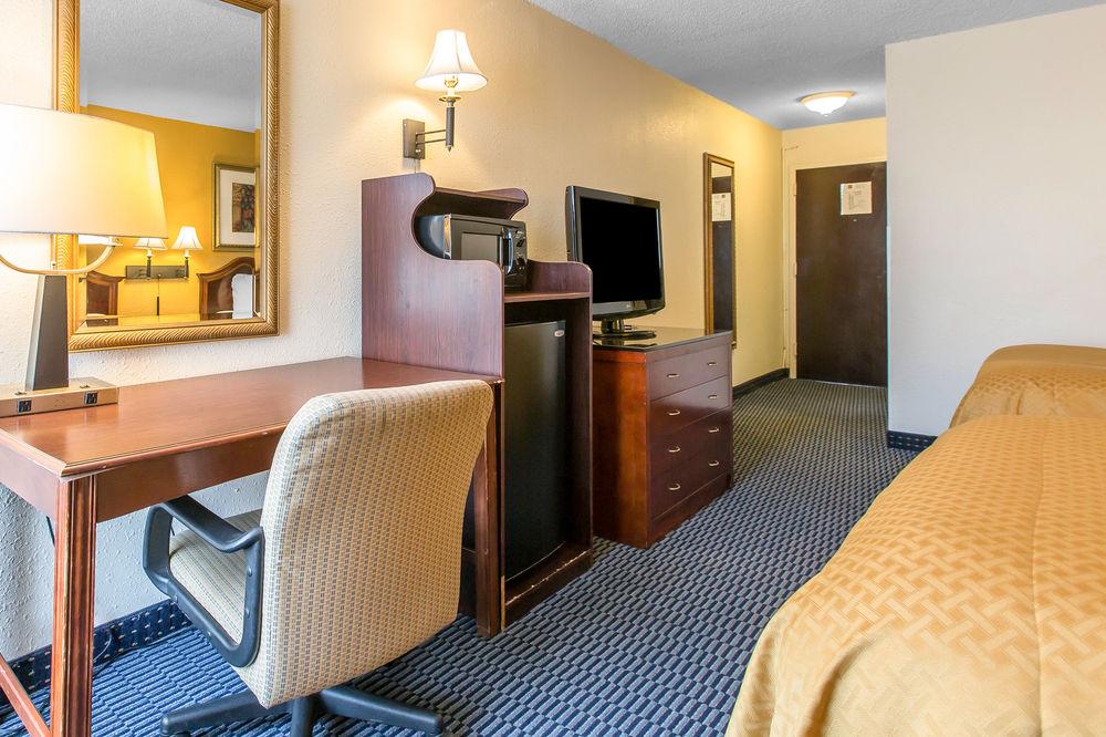 Days Inn By Wyndham Havelock Esterno foto